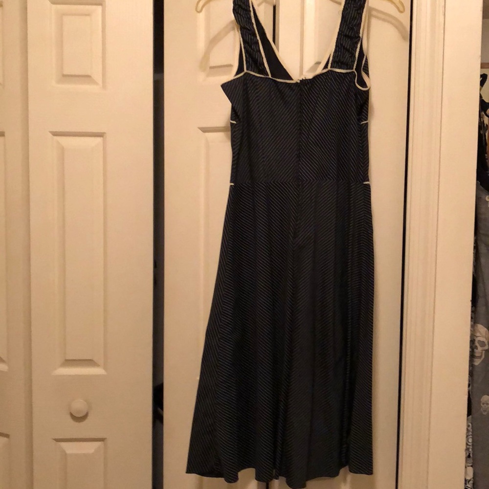 Dress - Picture 4 of 4